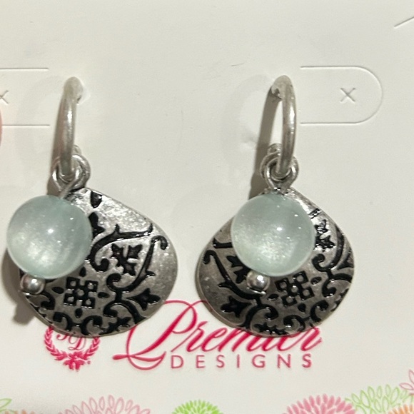 Premier Designs casual cool earrings wear 4 different ways. NWT - Picture 1 of 2